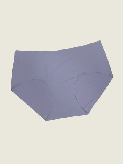 Luella™ Women's Seamless Ice Silk Hipster Panties – Luxe Comfort for Every Occasion.