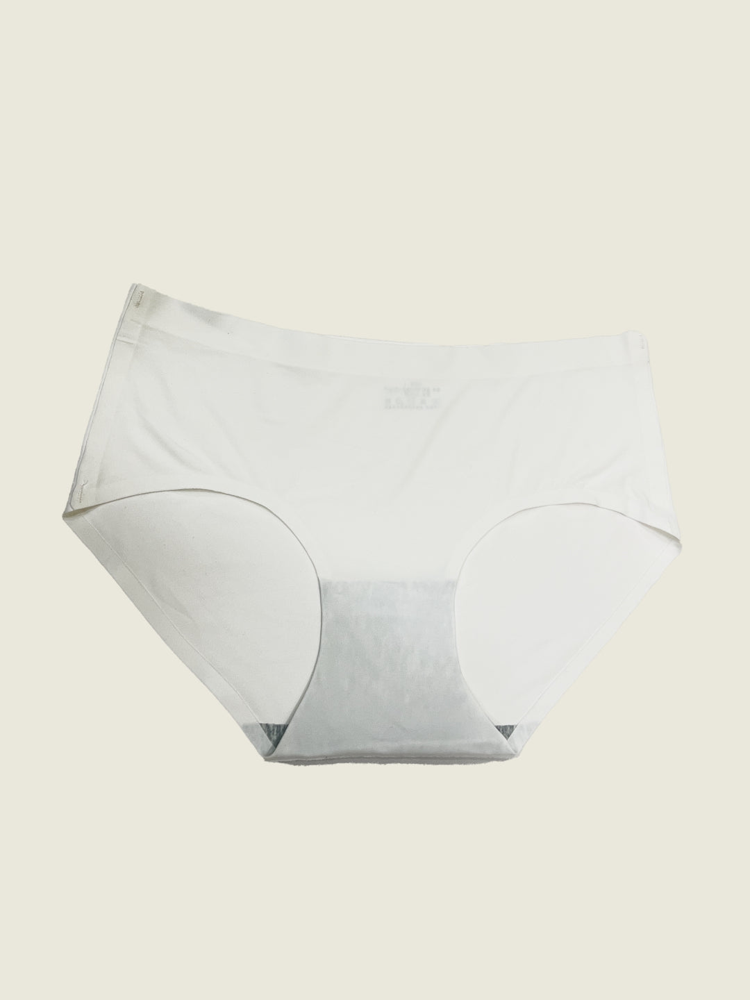 Luella™ Women's Seamless Ice Silk Hipster Panties – Luxe Comfort for Every Occasion.